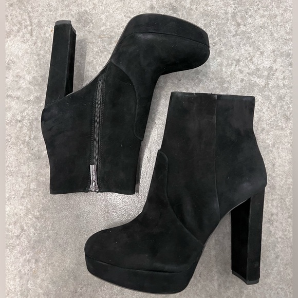 NWOB $99 Gianni Bini Kianne Suede Platform Boot 9.5 - Picture 7 of 7